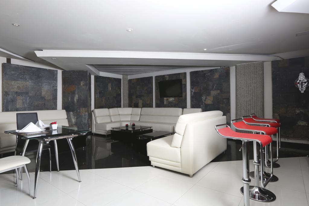 Hotel Suites 108 Μπογκοτά Εξωτερικό φωτογραφία